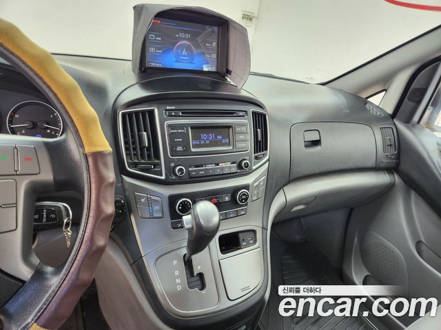 Hyundai Starex 2017 — photo 7