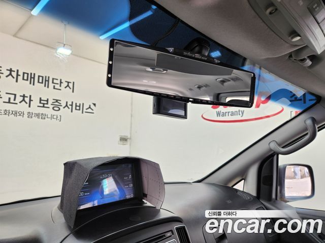 Hyundai Starex 2017 — photo 8