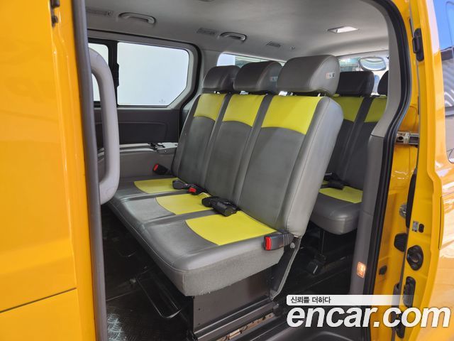 Hyundai Starex 2017 — photo 10