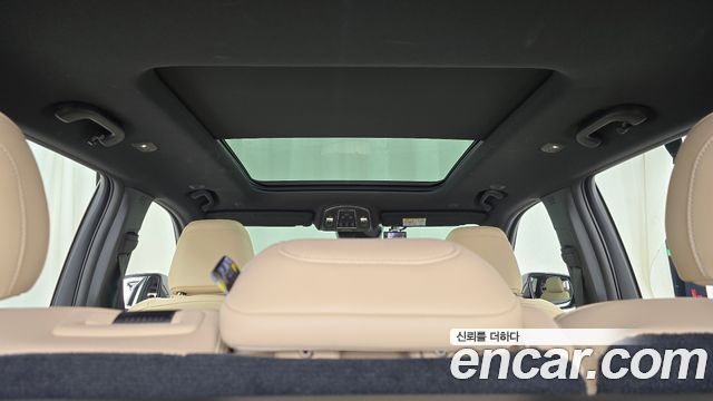 Jeep Cherokee 2023 — photo 18