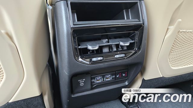 Jeep Cherokee 2023 — photo 19