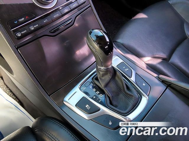 Hyundai Grandeur 2016 — photo 9