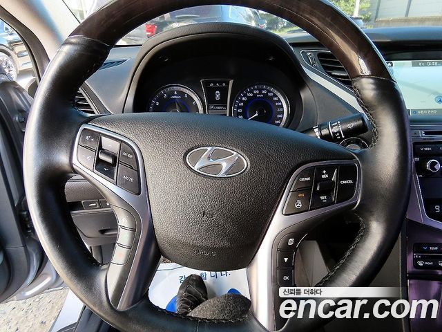 Hyundai Grandeur 2016 — photo 13