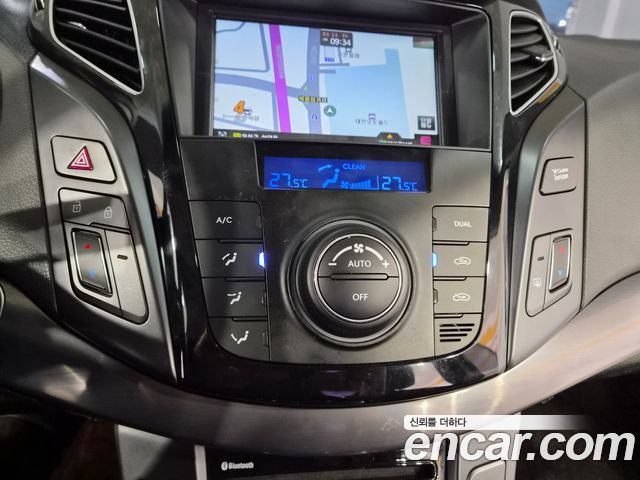 Hyundai i40 2012 — photo 8