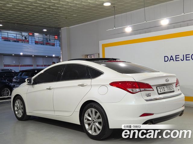 Hyundai i40 2012 — photo 18