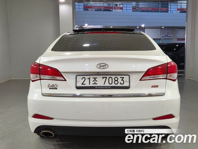 Hyundai i40 2012 — photo 19