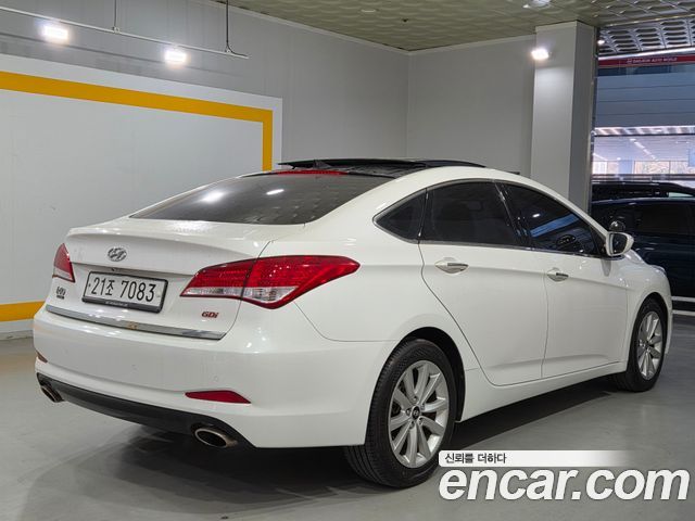 Hyundai i40 2012 — photo 20