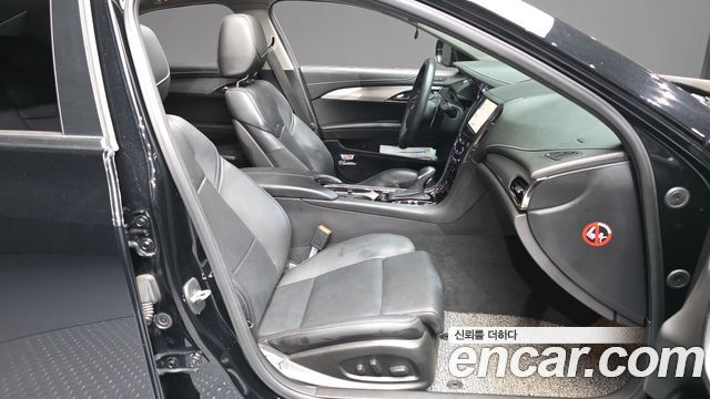 Cadillac ATS 2017 — photo 11