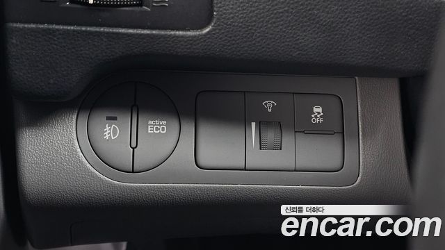 Hyundai Starex 2021 — photo 12