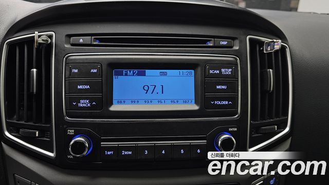 Hyundai Starex 2021 — photo 19