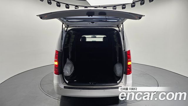 Hyundai Starex 2021 — photo 20