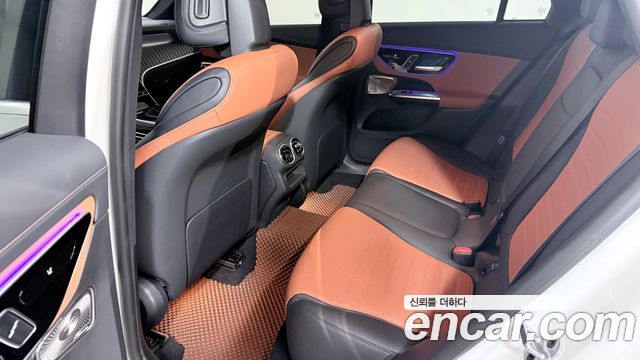 Mercedes-Benz GLC-Class 2024 — photo 10