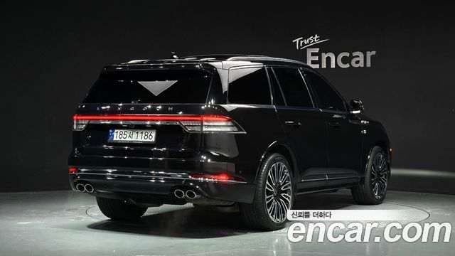 Lincoln Aviator 2022 — photo 2