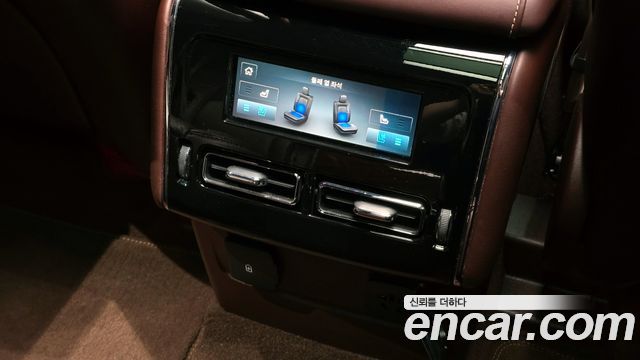 Lincoln Aviator 2022 — photo 20