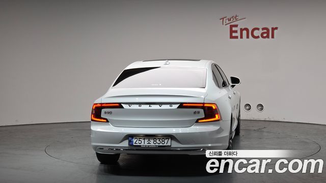 Volvo S90 2021 — photo 4
