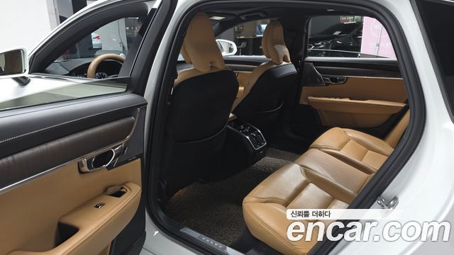 Volvo S90 2021 — photo 11