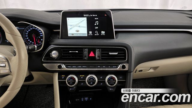 Genesis G70 2018 — photo 14
