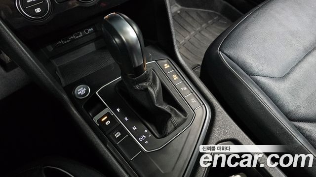 Volkswagen Tiguan 2020 — photo 9