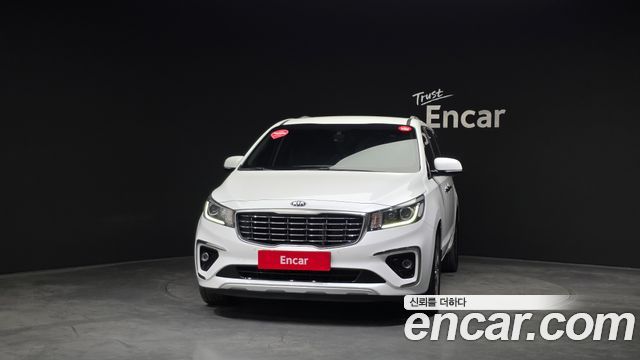 Kia Canival 2019 — photo 3
