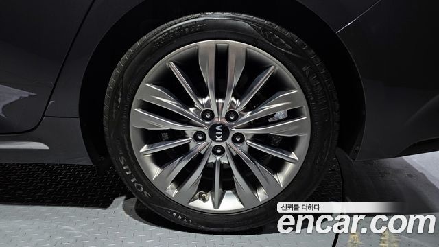 Kia K5 2019 — photo 5