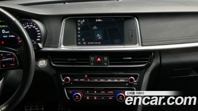 Kia K5 2019 — photo 17
