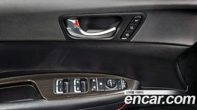 Kia K5 2019 — photo 18