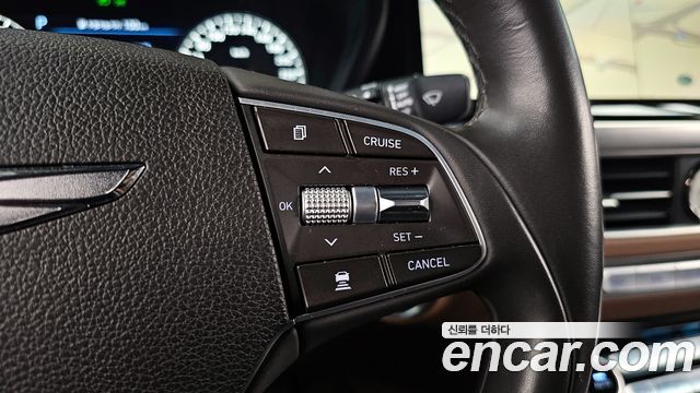 Genesis G90 2019 — photo 18