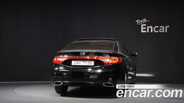 Hyundai Grandeur 2015 — photo 4
