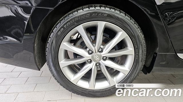 Hyundai Grandeur 2015 — photo 5