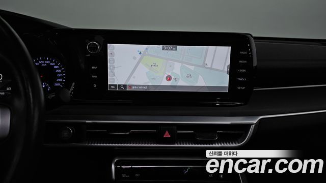 Kia K5 2022 — photo 15