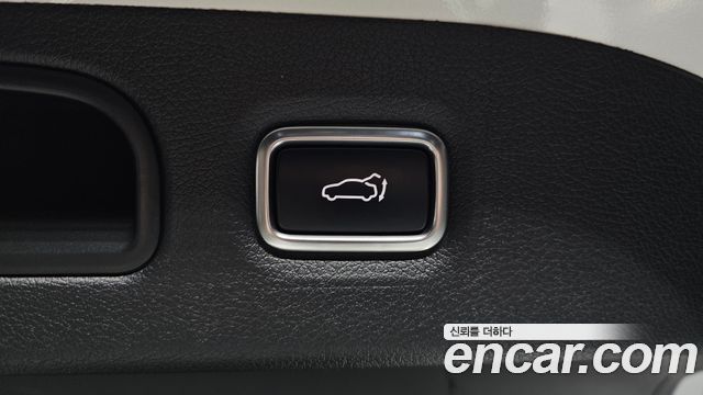 Kia Stinger 2023 — photo 20