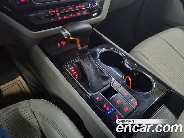 Kia Canival 2019 — photo 9