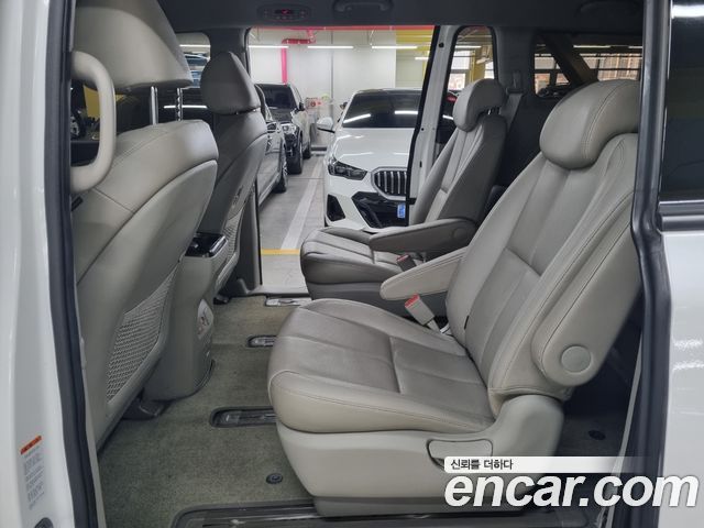 Kia Canival 2019 — photo 10