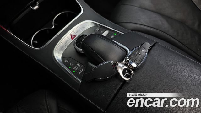Mercedes-Benz S-Class 2015 — photo 9