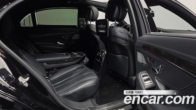 Mercedes-Benz S-Class 2015 — photo 12