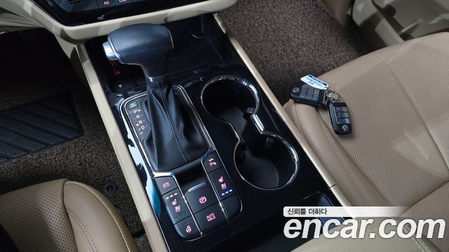 Kia Canival 2019 — photo 9