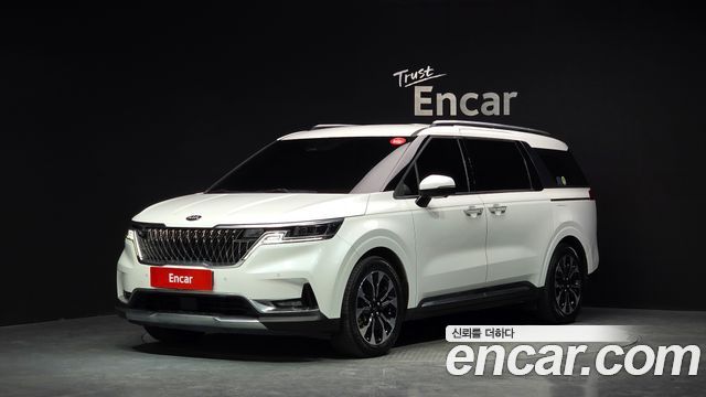 Kia Canival 2021 — photo 1