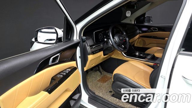 Kia Canival 2021 — photo 10