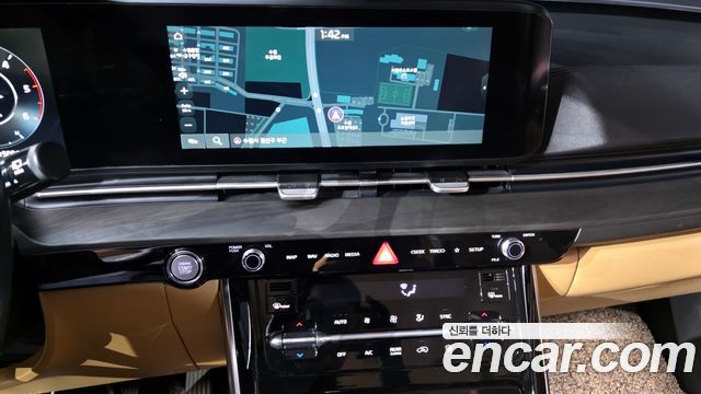 Kia Canival 2021 — photo 14