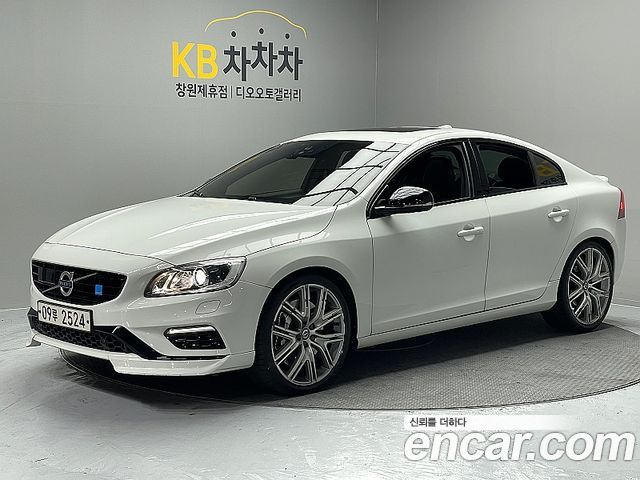 Volvo S60 2017 — photo 20