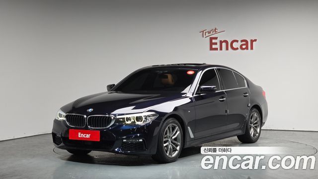 BMW 5-Series 2018 — photo 1