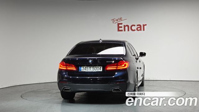 BMW 5-Series 2018 — photo 4