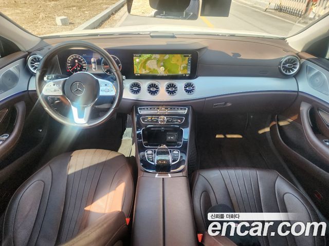 Mercedes-Benz CLS-Class 2019 — photo 10