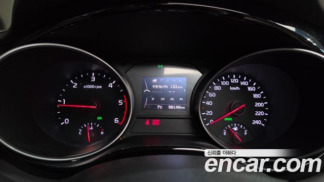 Kia Canival 2015 — photo 8