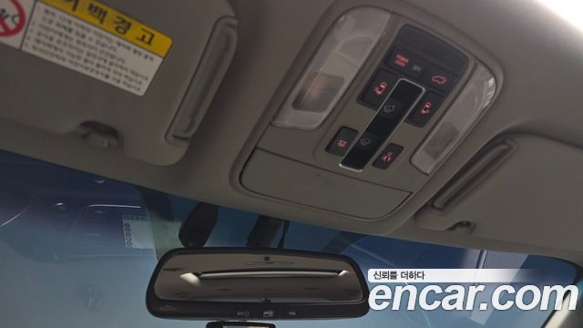 Kia Canival 2015 — photo 19