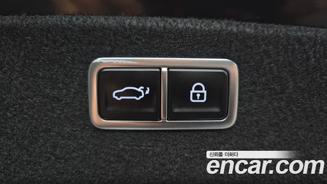 Genesis G80 2022 — photo 20