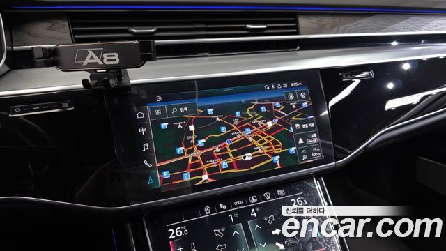 Audi A8 2023 — photo 15