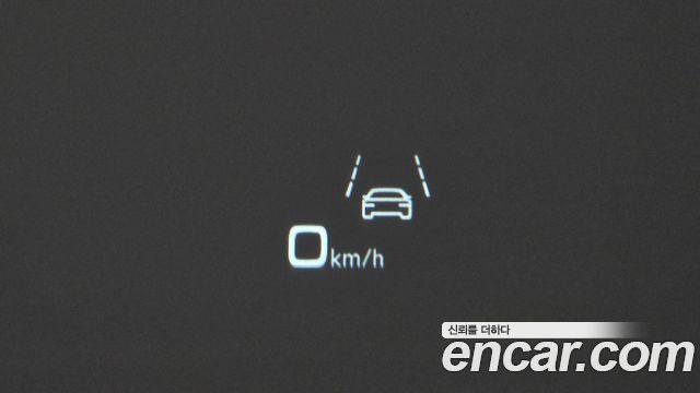 Audi A8 2023 — photo 18