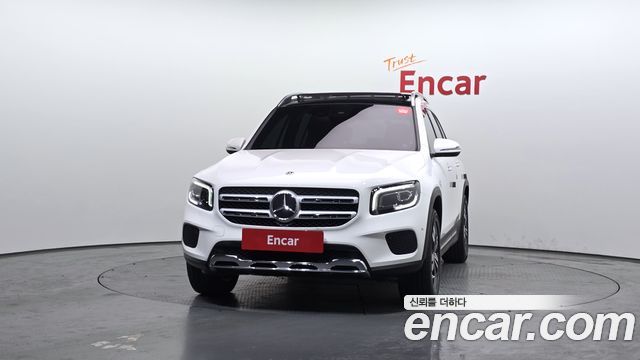 Mercedes-Benz GLB-Class 2021 — photo 3