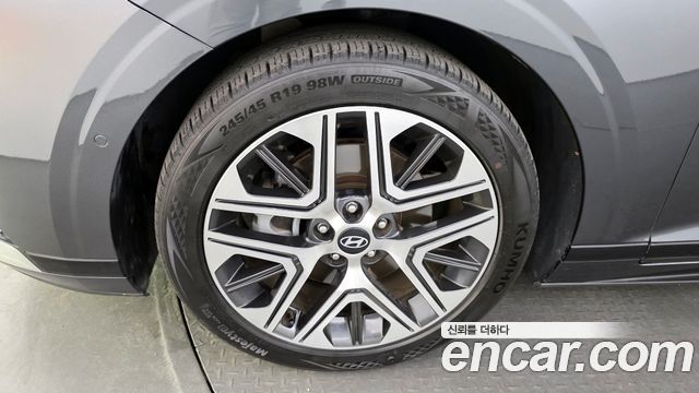 Hyundai Grandeur 2023 — photo 5